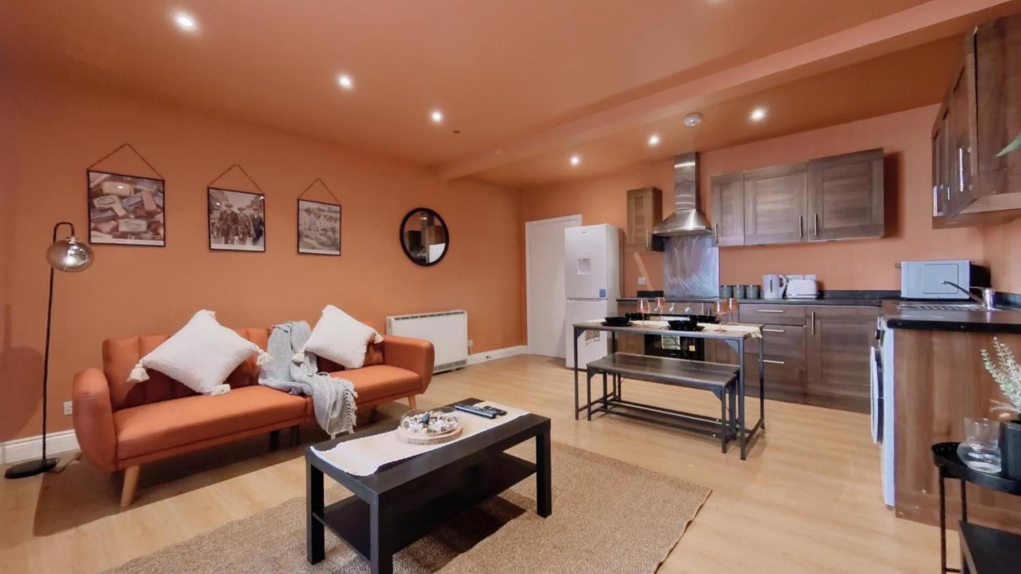 Group Bookings: Up To 30 Guests Across 5 Spacious Flats! Keyless Access Free Wifi & Parking 버밍엄 외부 사진