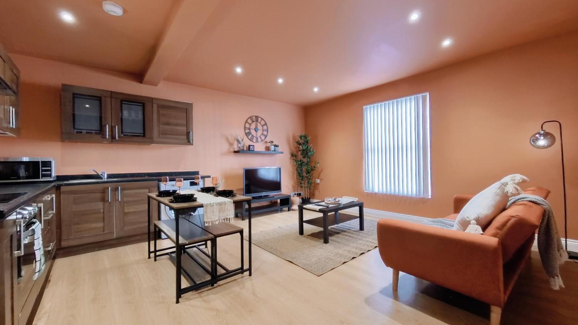 Group Bookings: Up To 30 Guests Across 5 Spacious Flats! Keyless Access Free Wifi & Parking 버밍엄 외부 사진